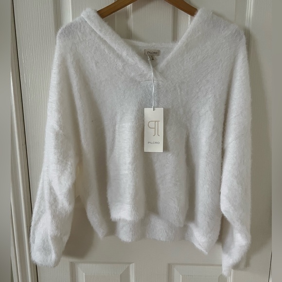 Anthropologie Pilcro NWT 🆕 white fuzzy hooded sweater, 1X - Picture 12 of 12